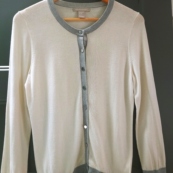 Banana Republic cream, grey trimmed cardigan - Picture 4 of 5